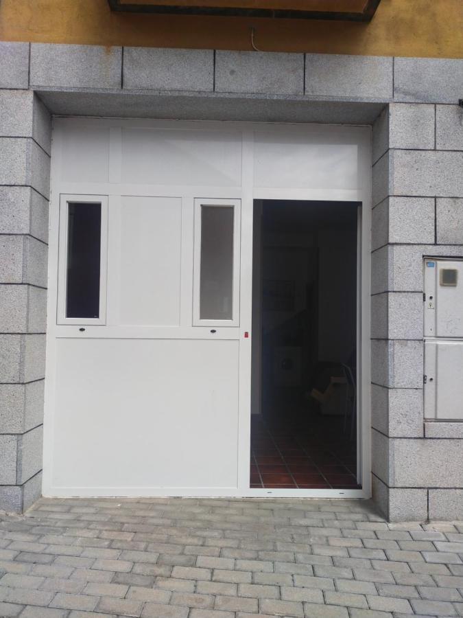 Apartamento En El Centro Del Pueblo Leilighet Robledo de Chavela Rom bilde